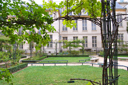Parijs_jardin-saint-gilles-grand-veneur
