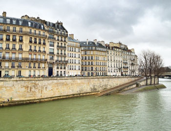 De kade aan de Seine