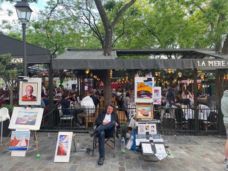Waar vind je het plein met de kunstschilders in Montmartre?
