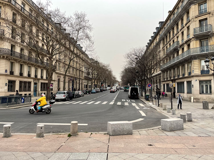 Je auto parkeren in Parijs