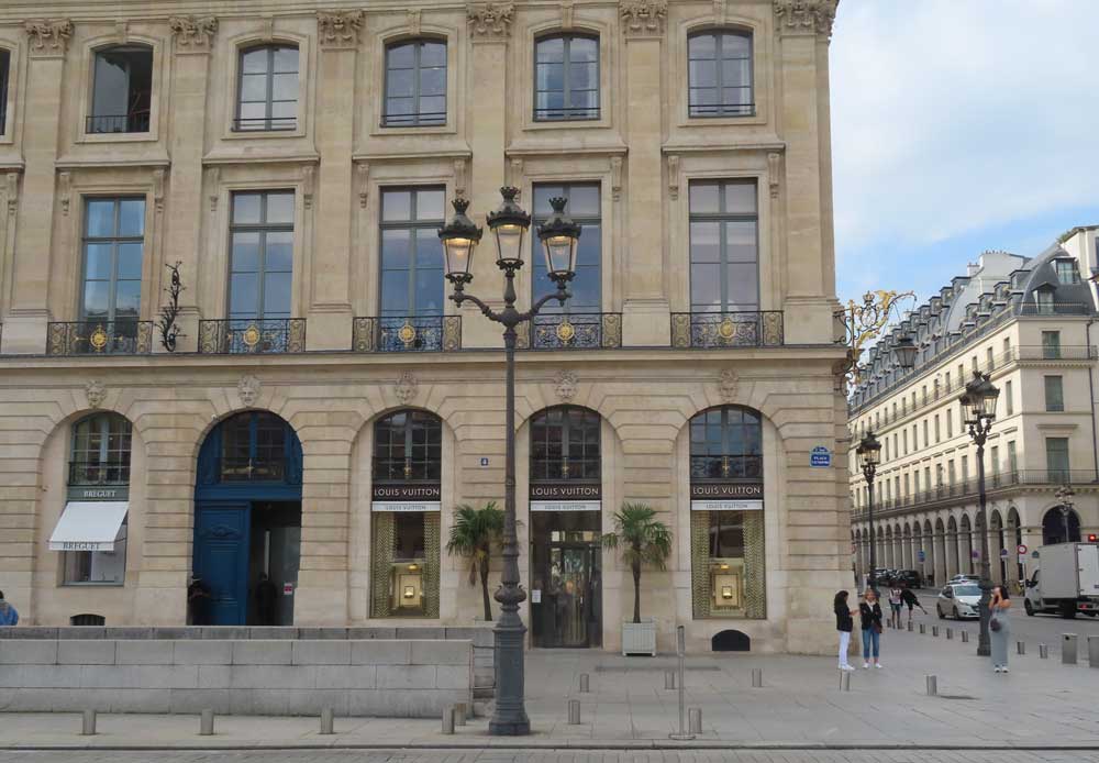 Place Vendôme, vol met luxe winkels in Parijs