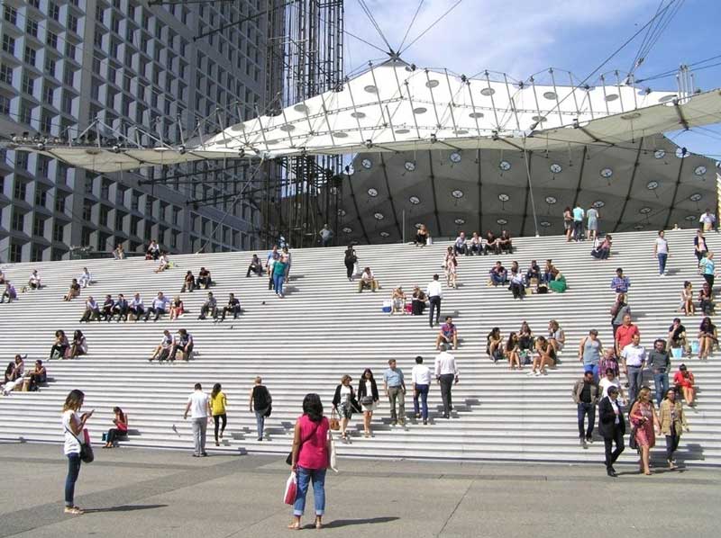 La Défense bezoeken bij Parijs
