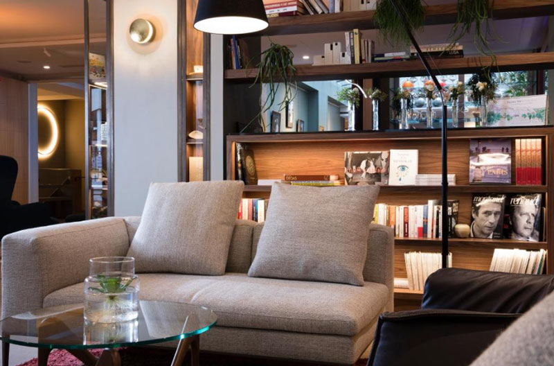 entree van Hôtel Le Six in Saint Germain des Prés