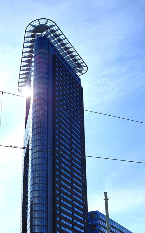 Wat heeft Het Strijkijzer in Den Haag met Parijs te maken?