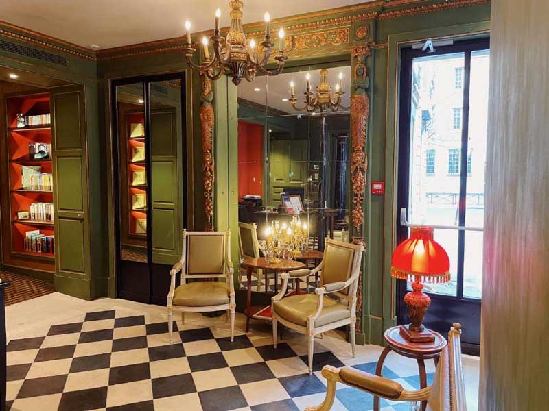 Hotel du Vieux Marais is een klein, authentiek hotel (3 sterren) in de wijk Le Marais in Parijs (4e arrondissement)