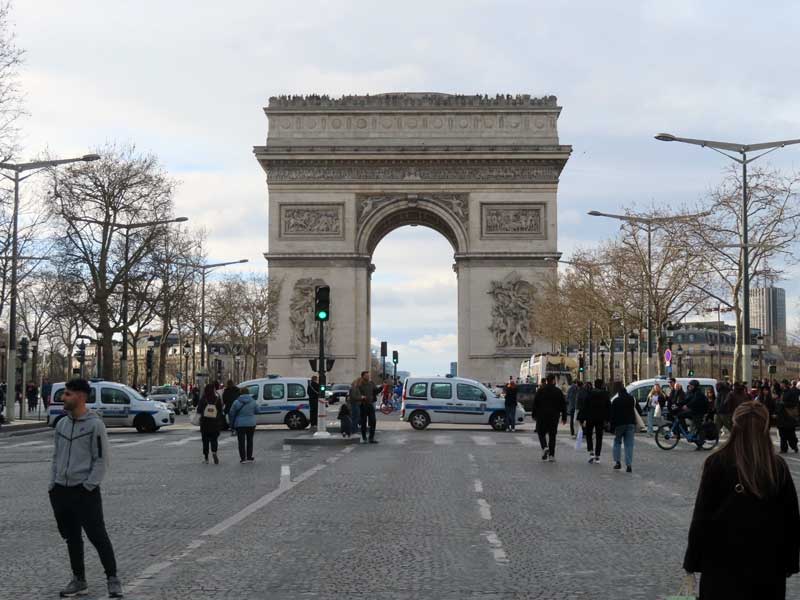 De Arc de Triomphe in het 8e arrondissement