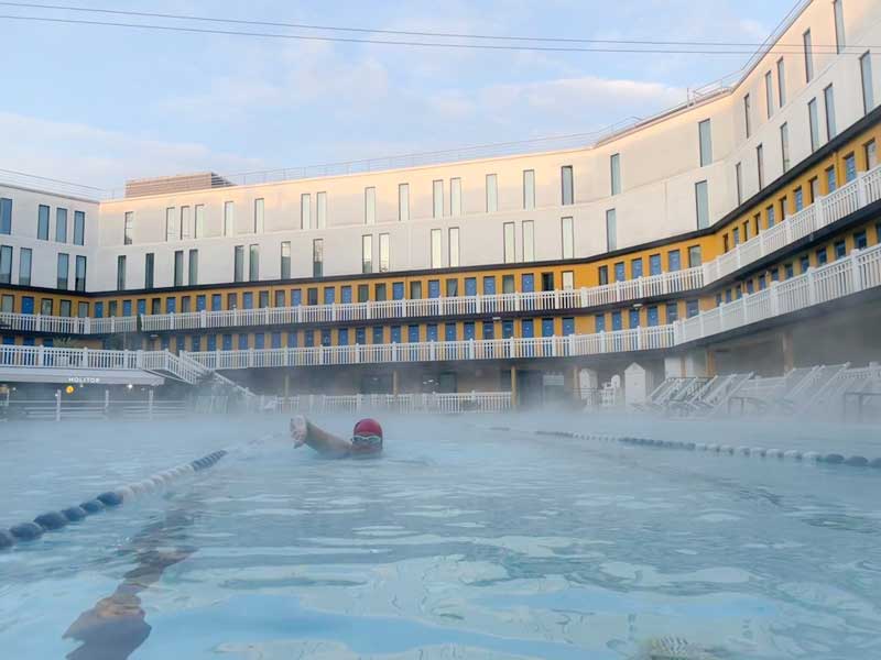 Hotel Molitor in Parijs, met iconische zwembaden, om de hoek van Roland Garros