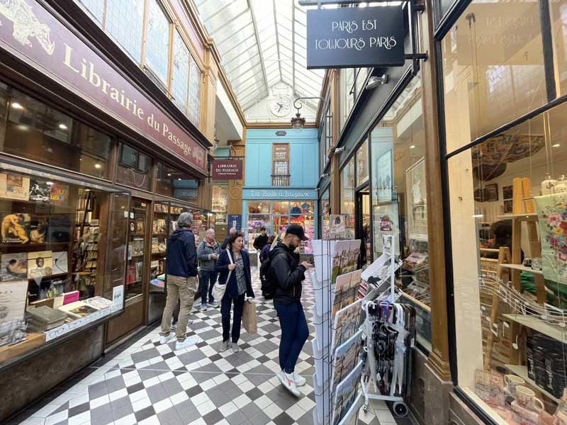 Passage Jouffroy in het 9e arrondissement. Leuk om te bezoeken!