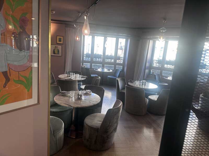 Restaurant en ontbijtruimte bij Hotel 25Hours Terminus Nord in Parijs