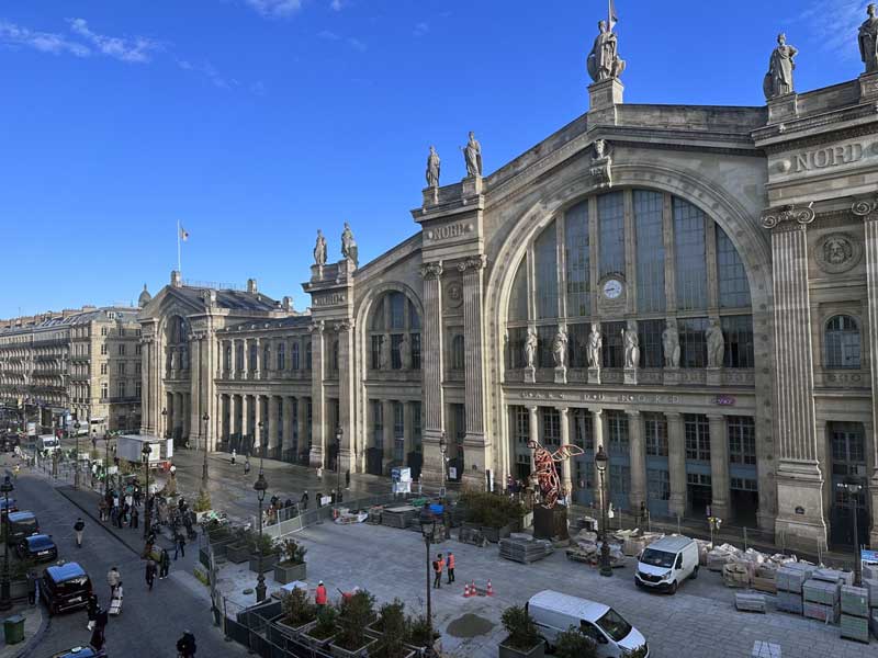 Uitzicht op Gare du Nord vanaf mijn hotel